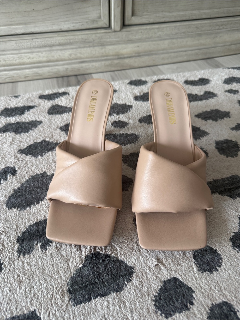 DREAM PAIRS Women's Nude Twisted Crossband Slide Mules